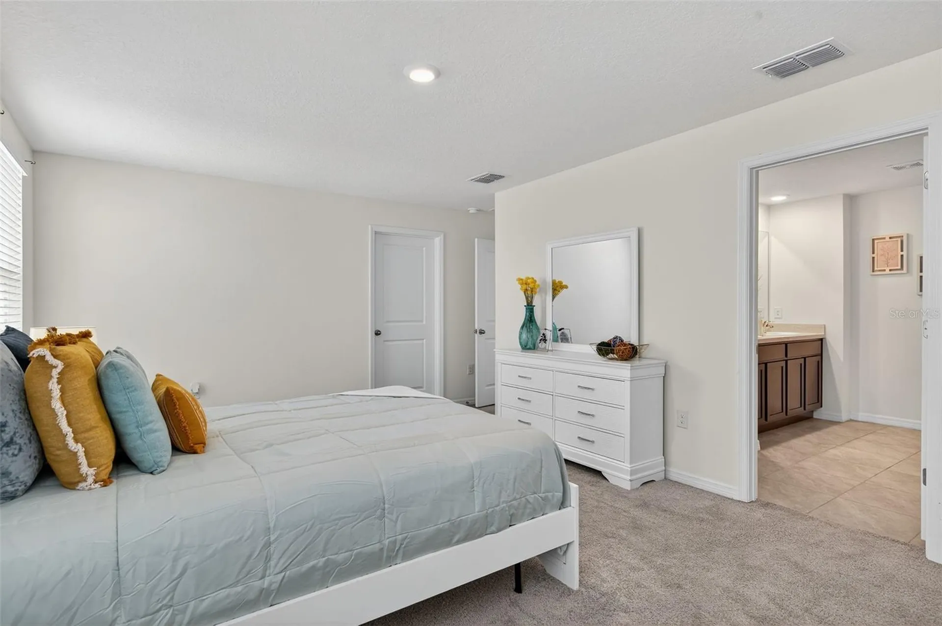 3819 Mannered Gold Avenue Bradenton FL 34208