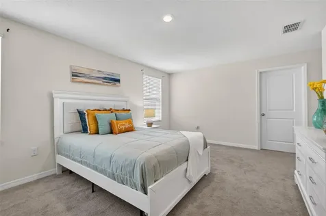 3819 Mannered Gold Avenue Bradenton FL 34208
