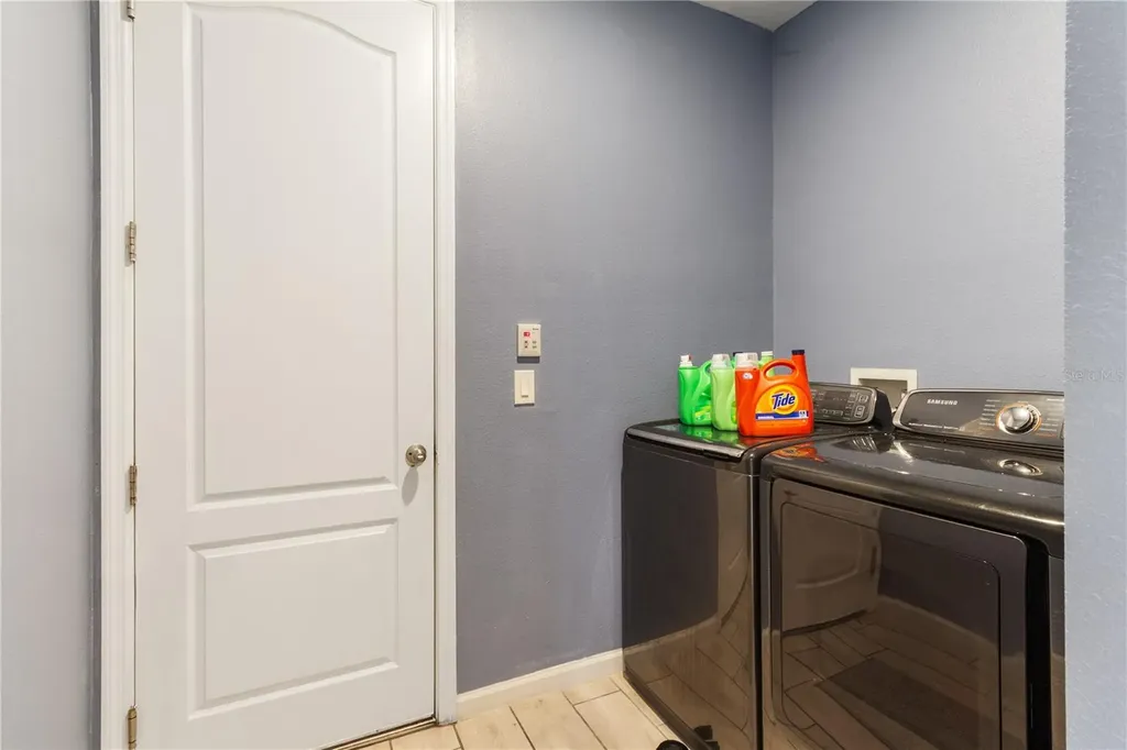 2536 Autumn Stream Drive Leesburg FL 34748