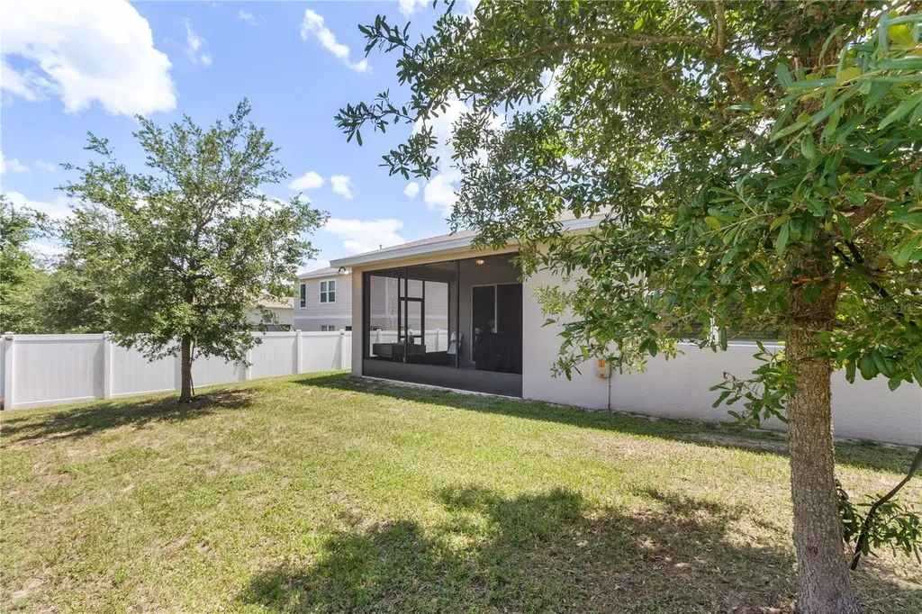 2536 Autumn Stream Drive Leesburg FL 34748
