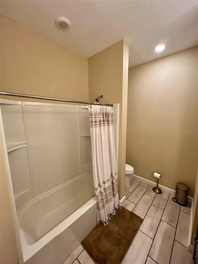2536 Autumn Stream Drive Leesburg FL 34748