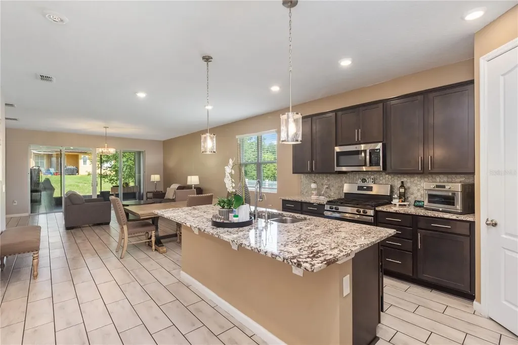 2536 Autumn Stream Drive Leesburg FL 34748