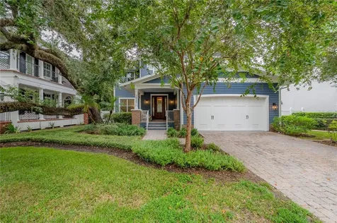 2937 W Bayshore Court Tampa FL 33611