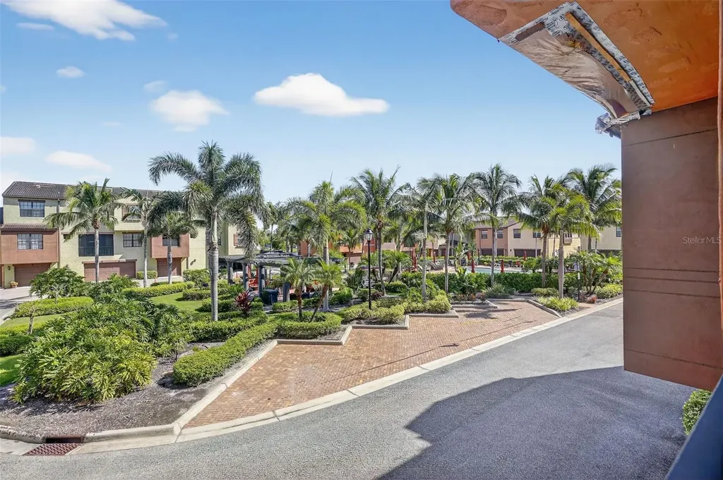 8421 Olinda Way Fort Myers FL 33912