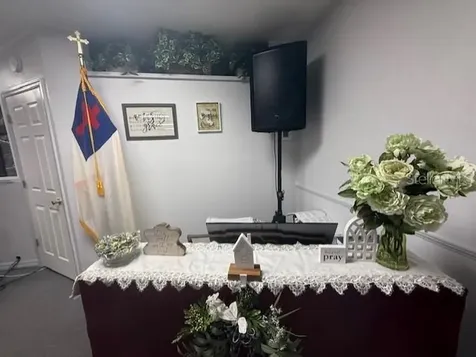 8826 Trevarthon Road Orlando FL 32817