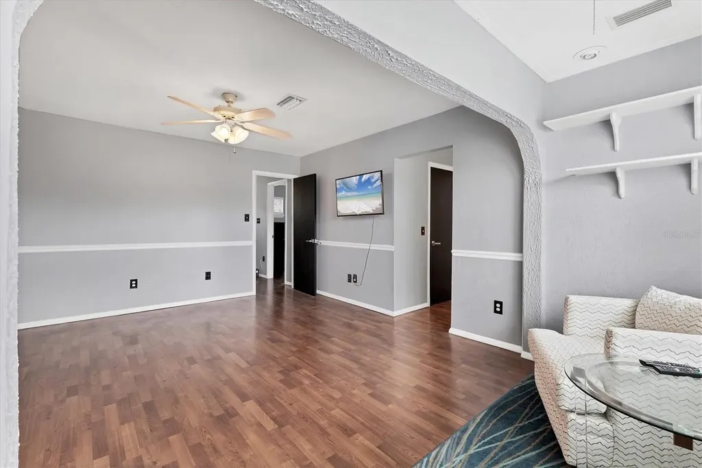 4371 Sandner Drive Sarasota FL 34243