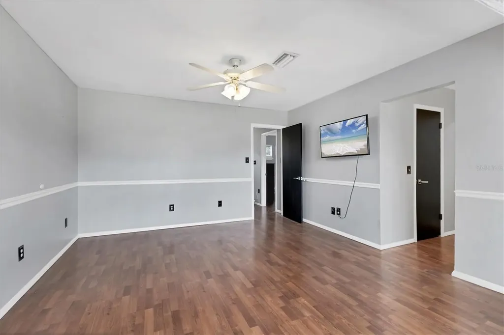 4371 Sandner Drive Sarasota FL 34243