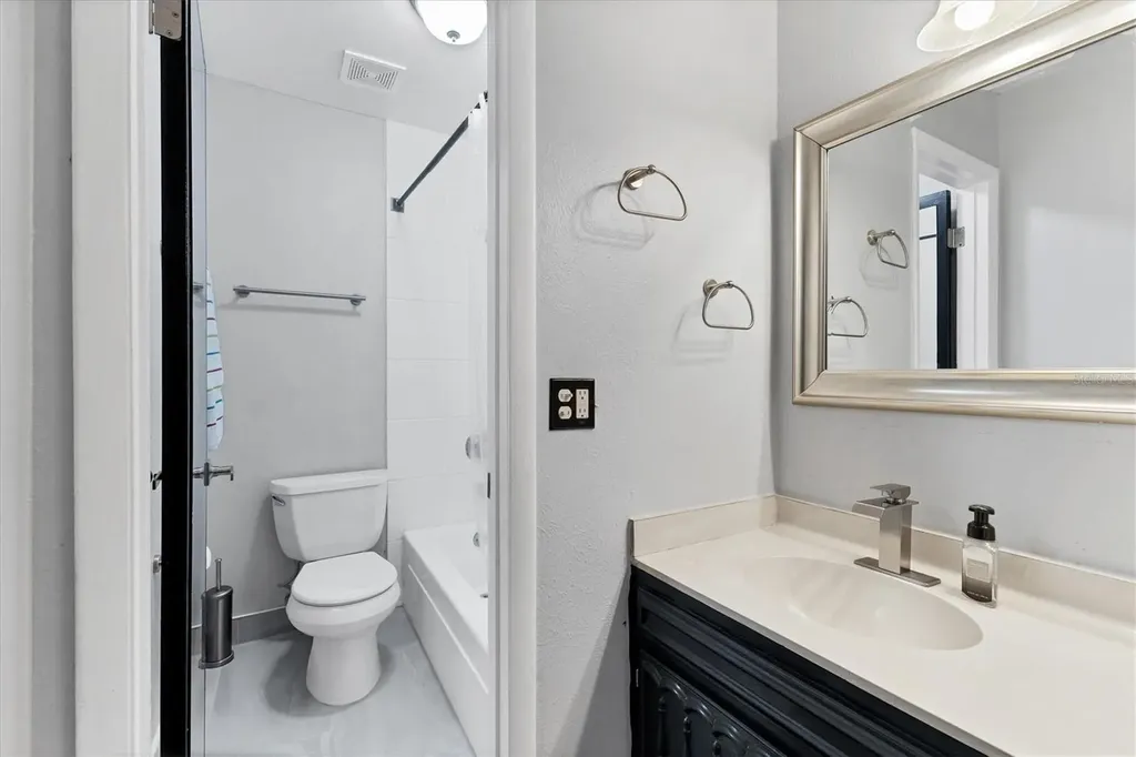 4371 Sandner Drive Sarasota FL 34243