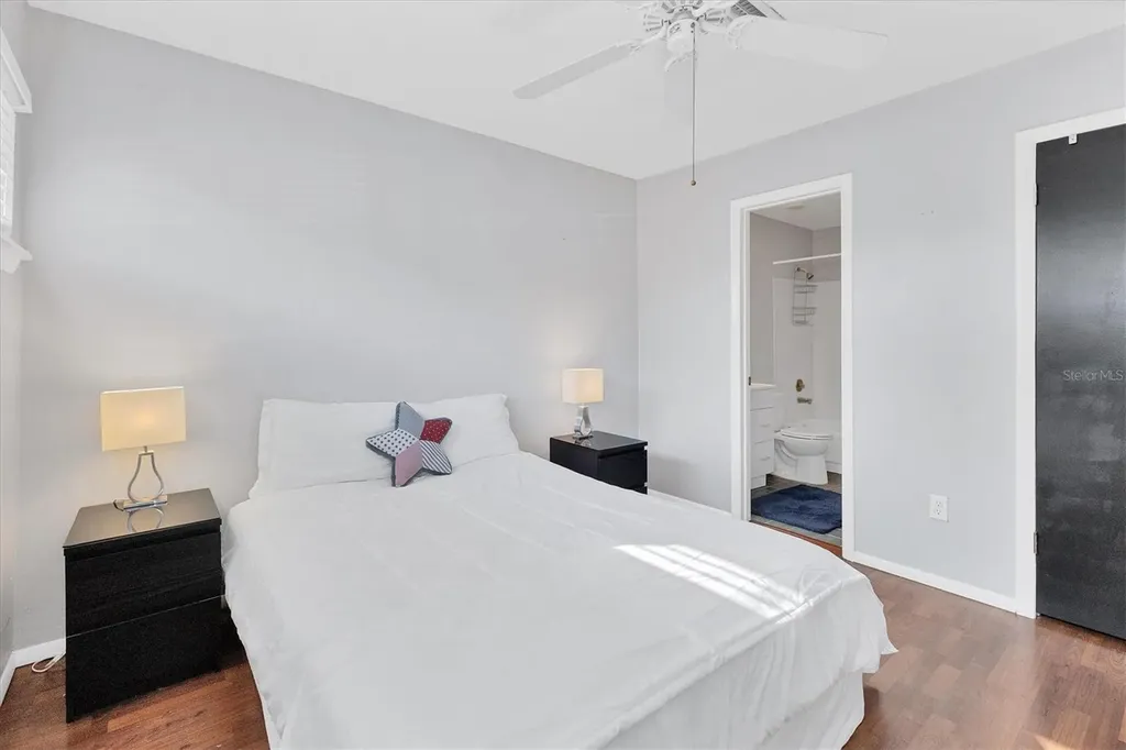 4371 Sandner Drive Sarasota FL 34243