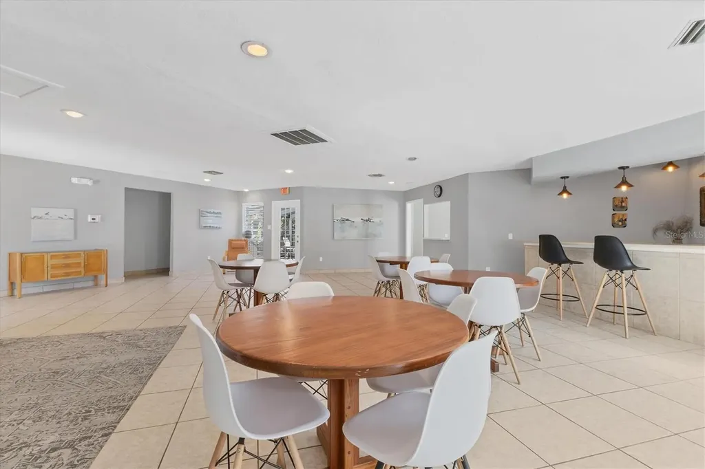 4371 Sandner Drive Sarasota FL 34243