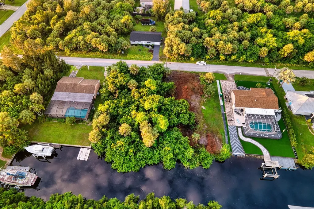 18522 Ayrshire Circle Port Charlotte FL 33948