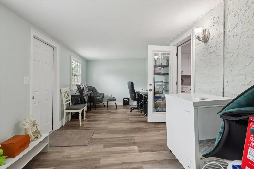 1004 Peninsula Avenue Tarpon Springs FL 34689