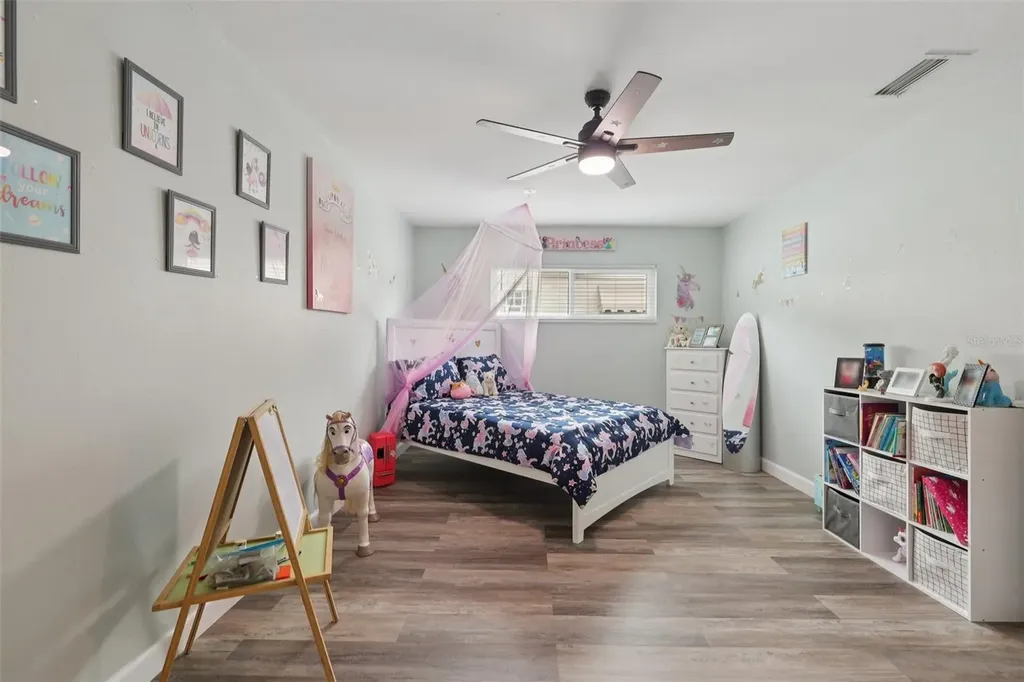 1004 Peninsula Avenue Tarpon Springs FL 34689