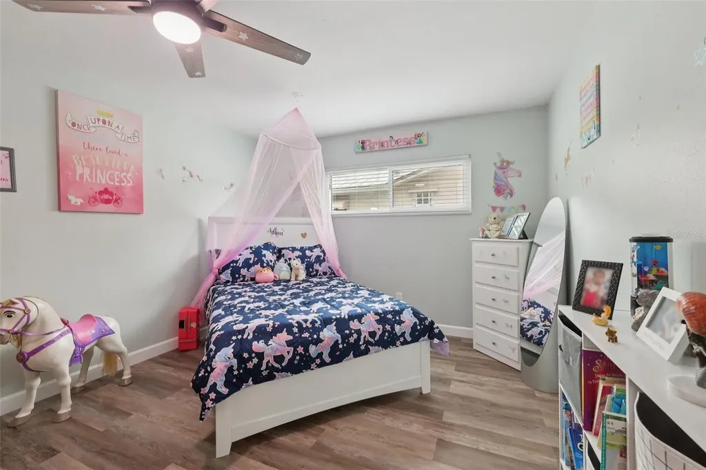 1004 Peninsula Avenue Tarpon Springs FL 34689