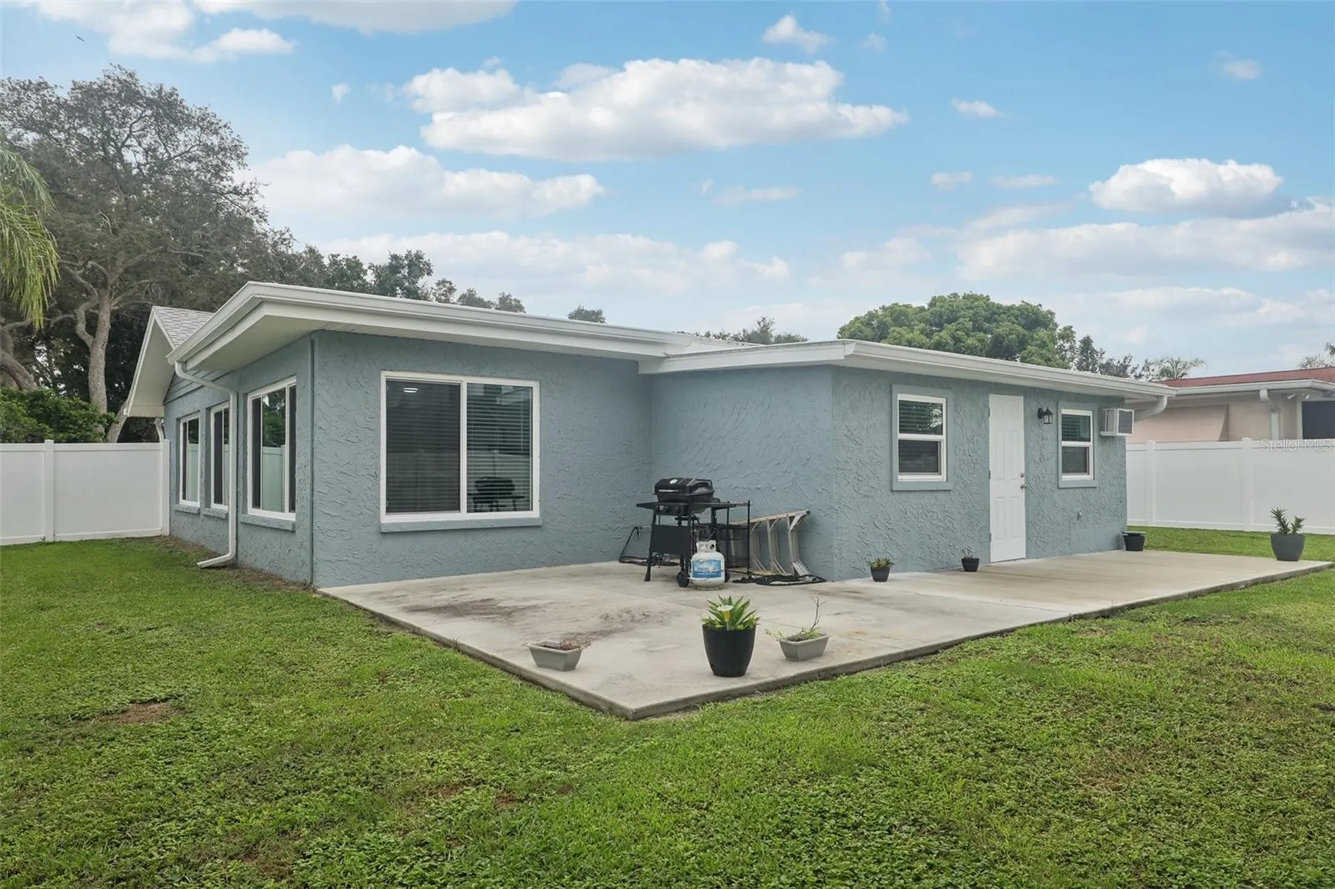 1004 Peninsula Avenue Tarpon Springs FL 34689