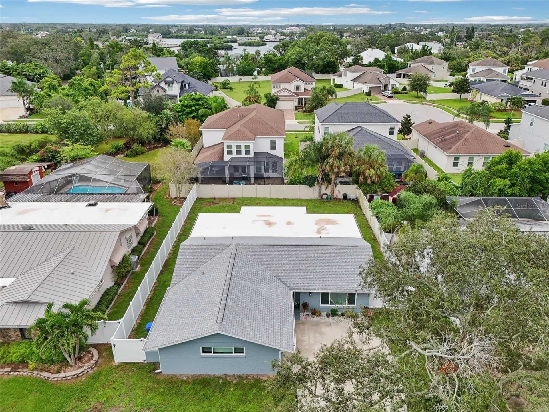 1004 Peninsula Avenue Tarpon Springs FL 34689