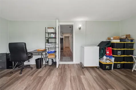 1004 Peninsula Avenue Tarpon Springs FL 34689