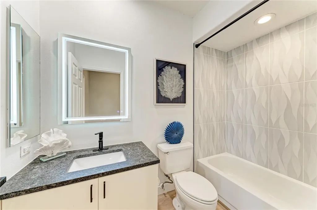 6622 Oakbrooke Circle Bradenton FL 34202