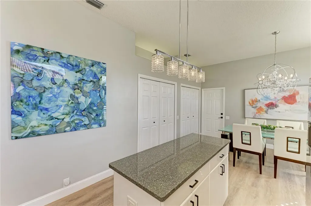 6622 Oakbrooke Circle Bradenton FL 34202