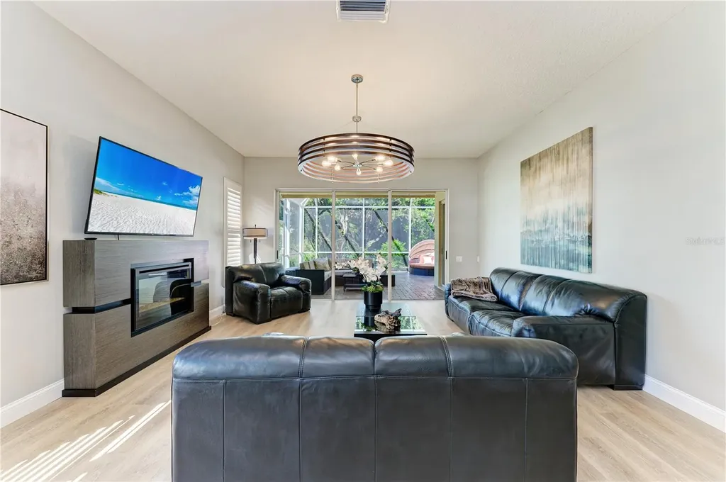 6622 Oakbrooke Circle Bradenton FL 34202