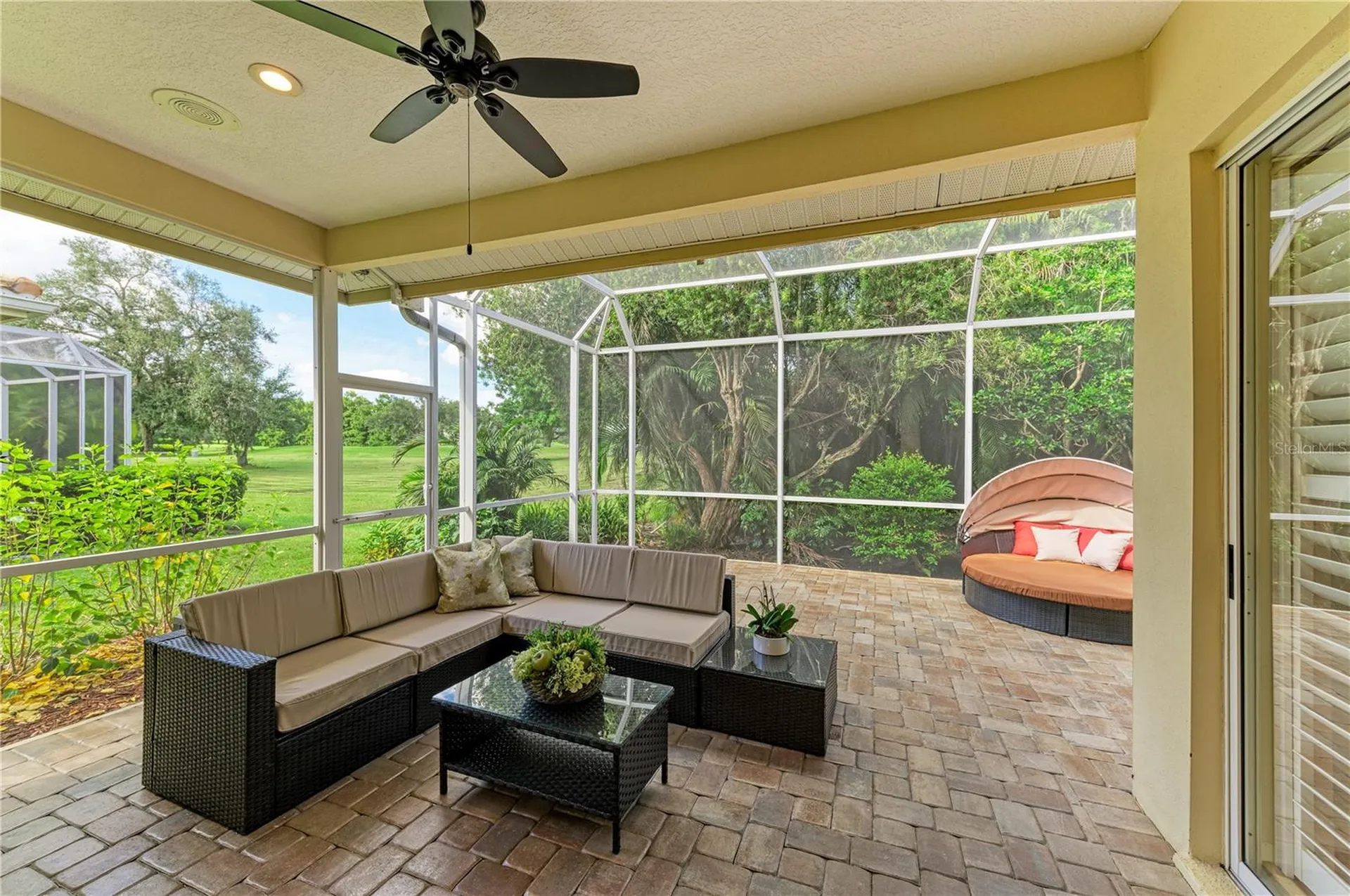 6622 Oakbrooke Circle Bradenton FL 34202