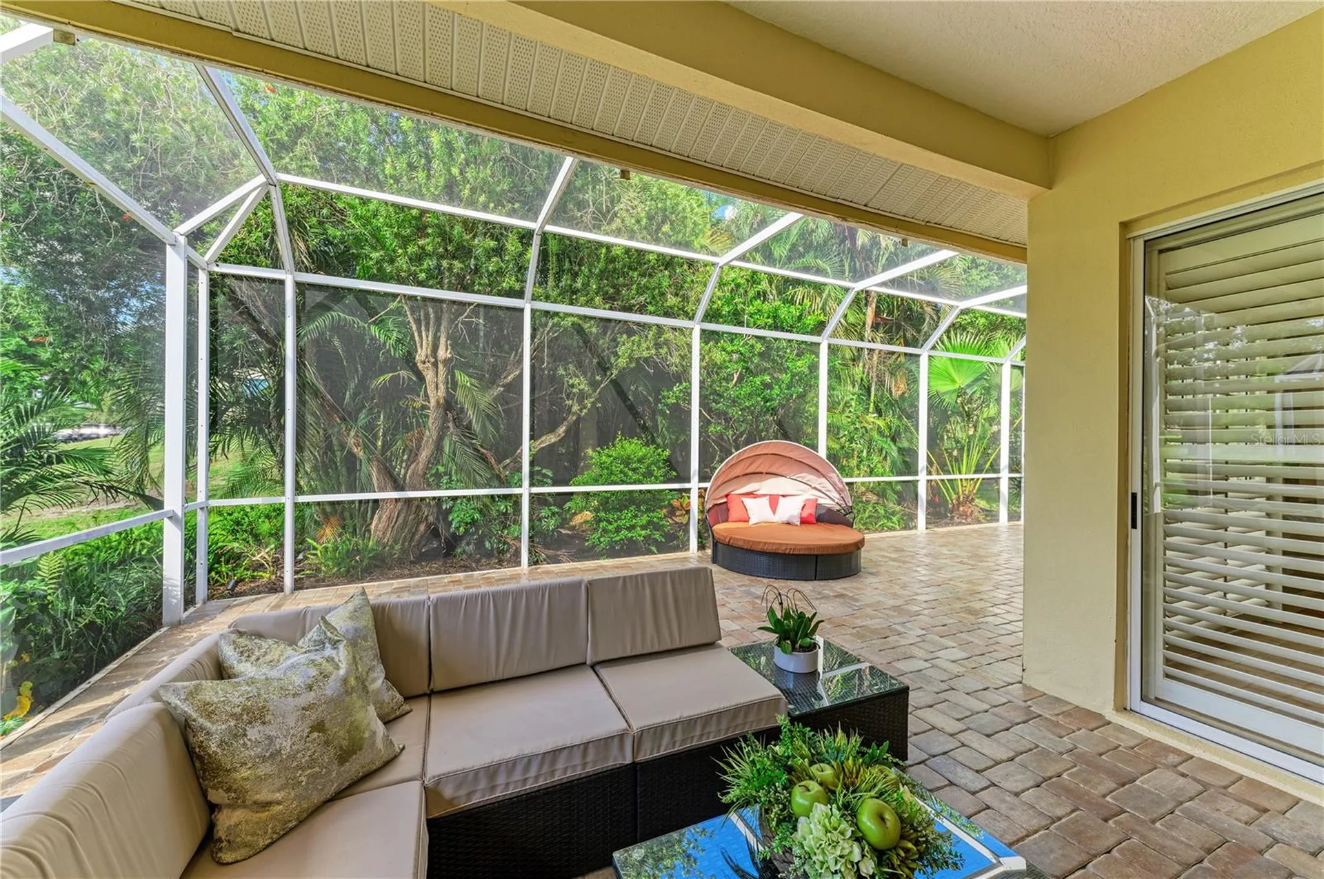 6622 Oakbrooke Circle Bradenton FL 34202