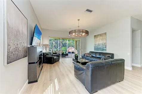 6622 Oakbrooke Circle Bradenton FL 34202