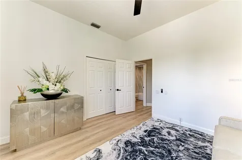 6622 Oakbrooke Circle Bradenton FL 34202