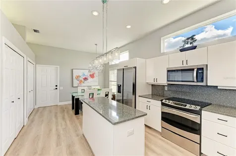 6622 Oakbrooke Circle Bradenton FL 34202