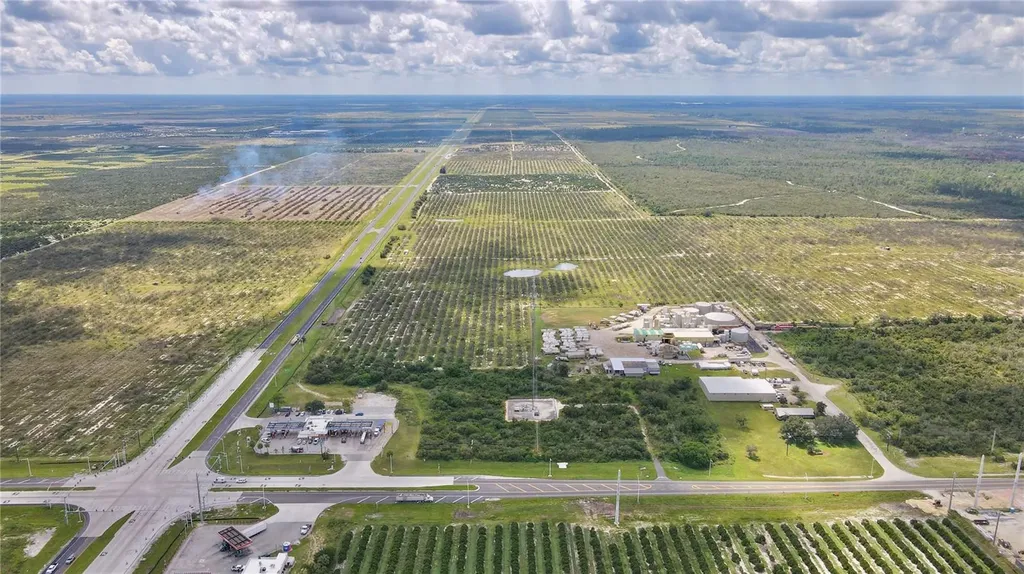 2300 Us-27 N Venus FL 33960