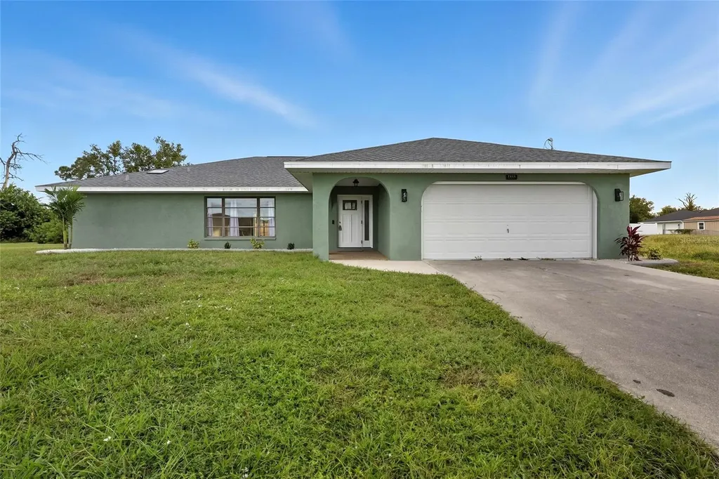 7211 Peacock Lane Englewood FL 34224