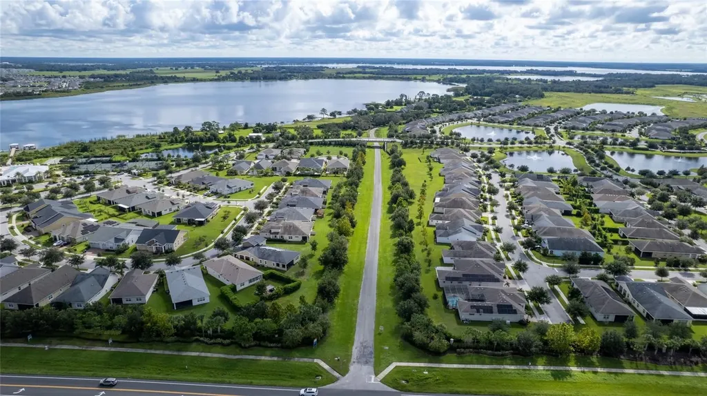 2491 Yellow Brick Road St Cloud FL 34772