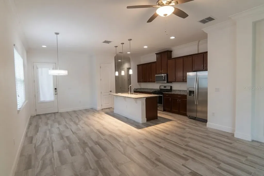 2491 Yellow Brick Road St Cloud FL 34772