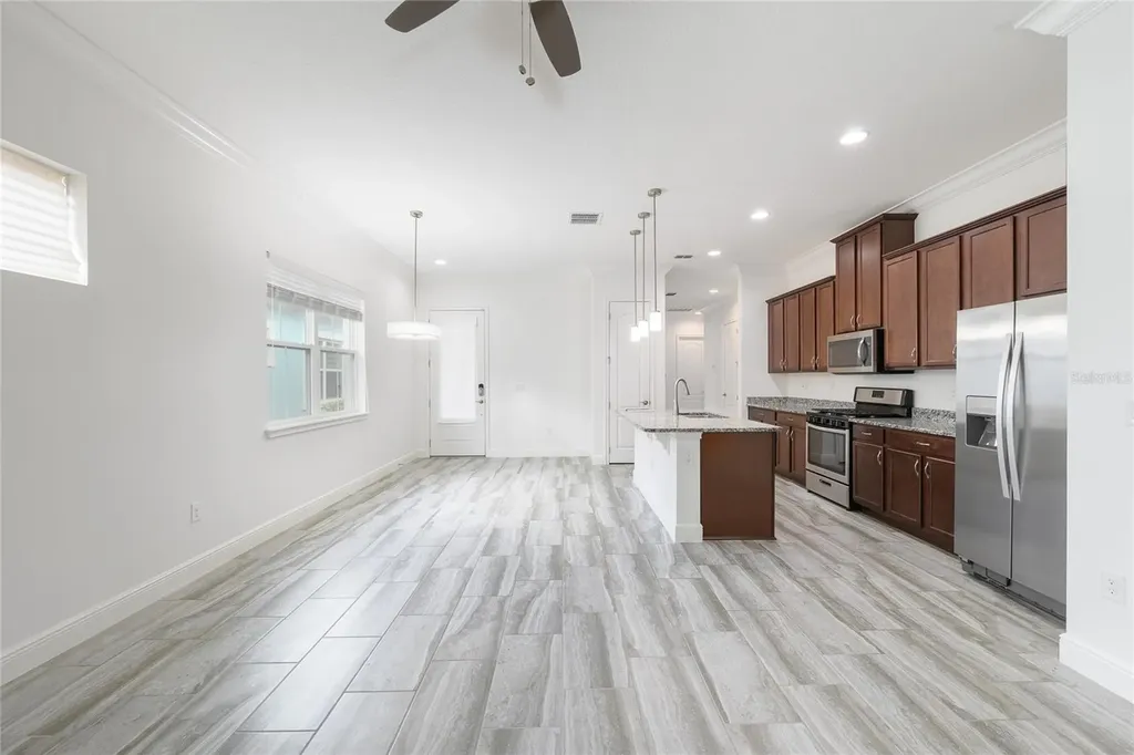 2491 Yellow Brick Road St Cloud FL 34772