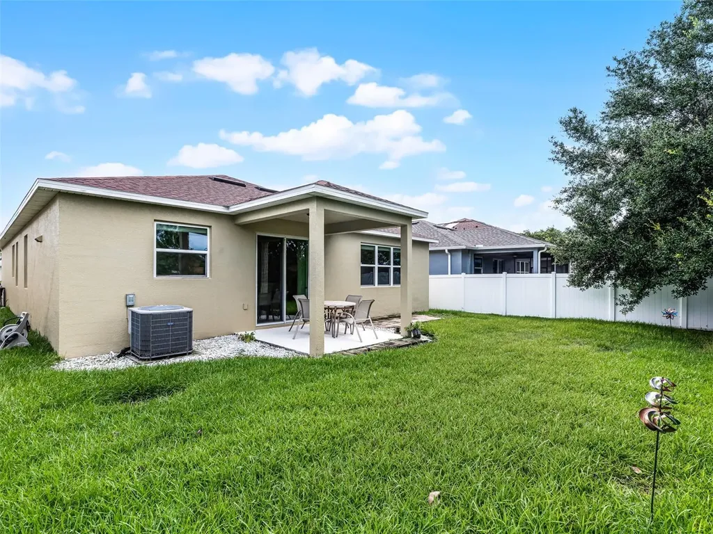 2815 Shelburne Way St Cloud FL 34772