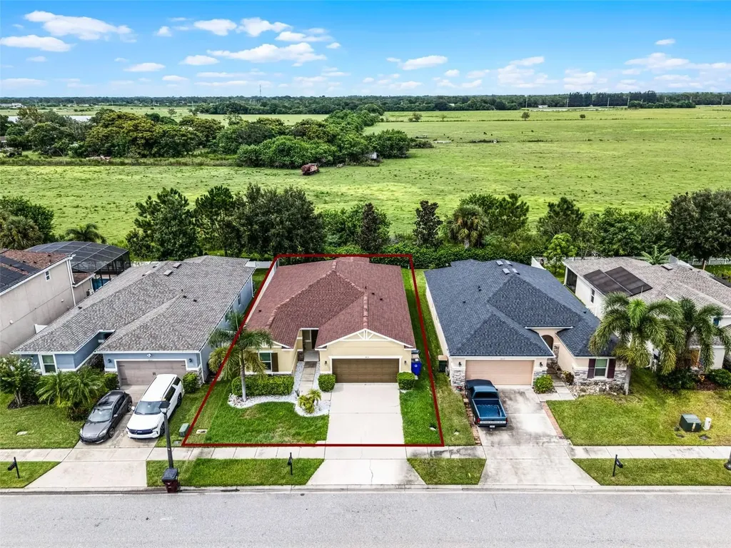 2815 Shelburne Way St Cloud FL 34772