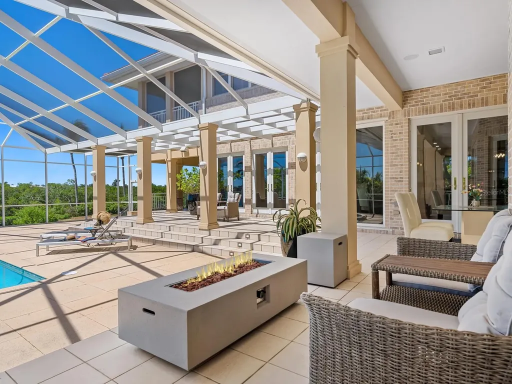 5800 Tidewood Avenue Sarasota FL 34231