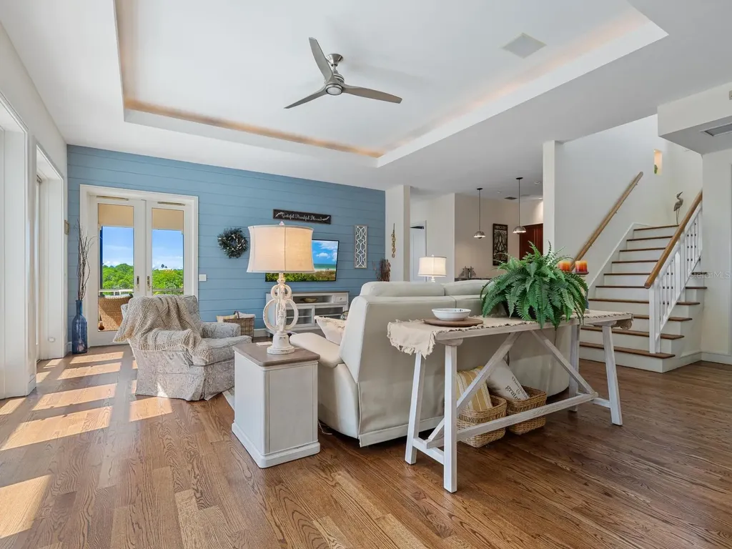5800 Tidewood Avenue Sarasota FL 34231