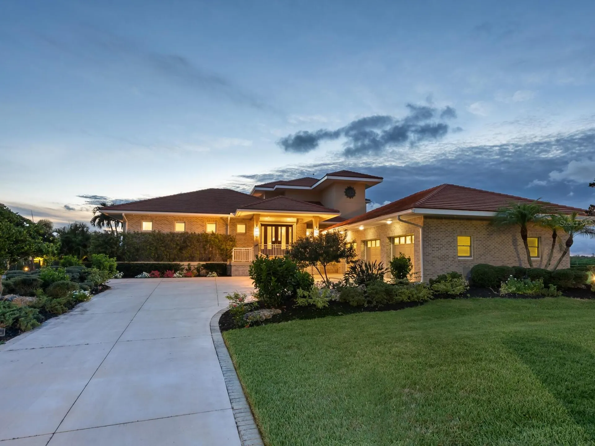 5800 Tidewood Avenue Sarasota FL 34231
