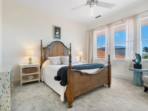 5800 Tidewood Avenue Sarasota FL 34231