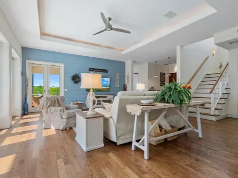 5800 Tidewood Avenue Sarasota FL 34231