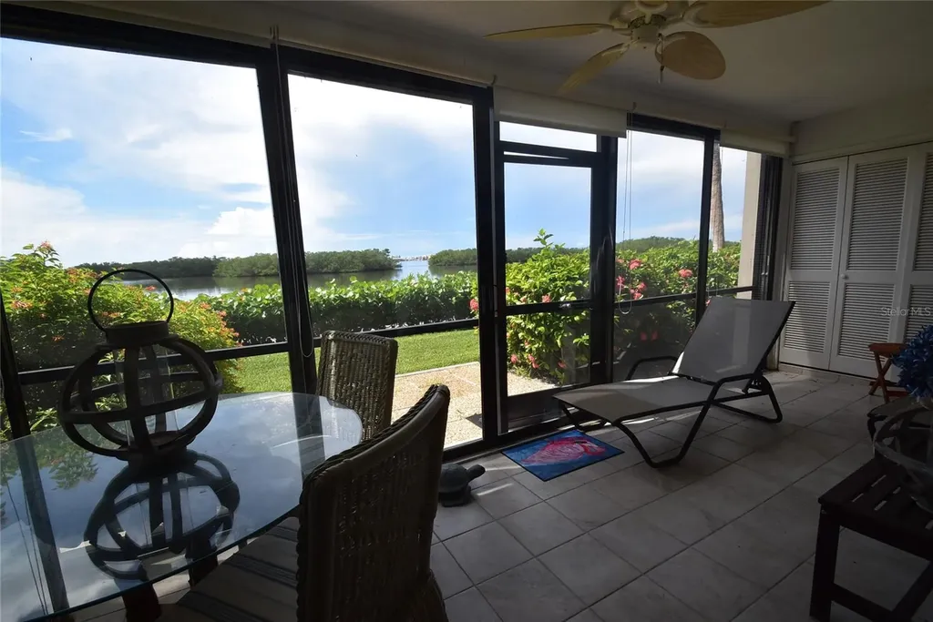 1520 Pelican Point Drive Sarasota FL 34231