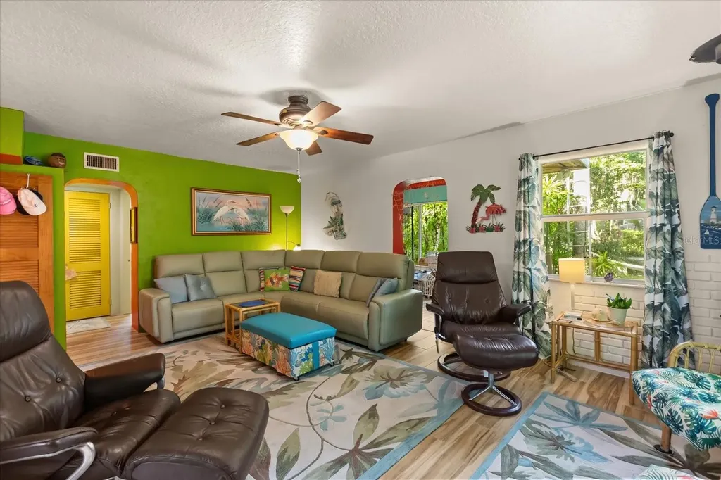 895 Nixon Lane Port Orange FL 32129