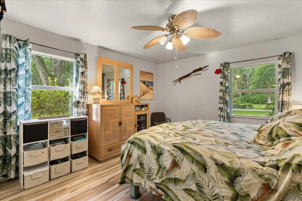 895 Nixon Lane Port Orange FL 32129