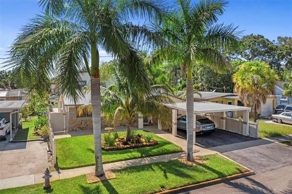 2035 28th Street S St Petersburg FL 33712