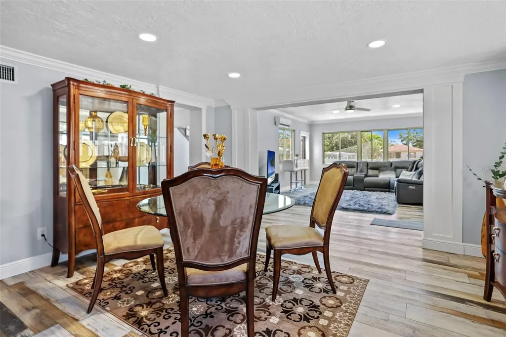 2035 28th Street S St Petersburg FL 33712