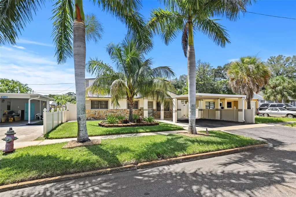 2035 28th Street S St Petersburg FL 33712