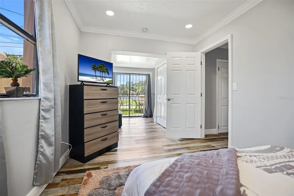 2035 28th Street S St Petersburg FL 33712