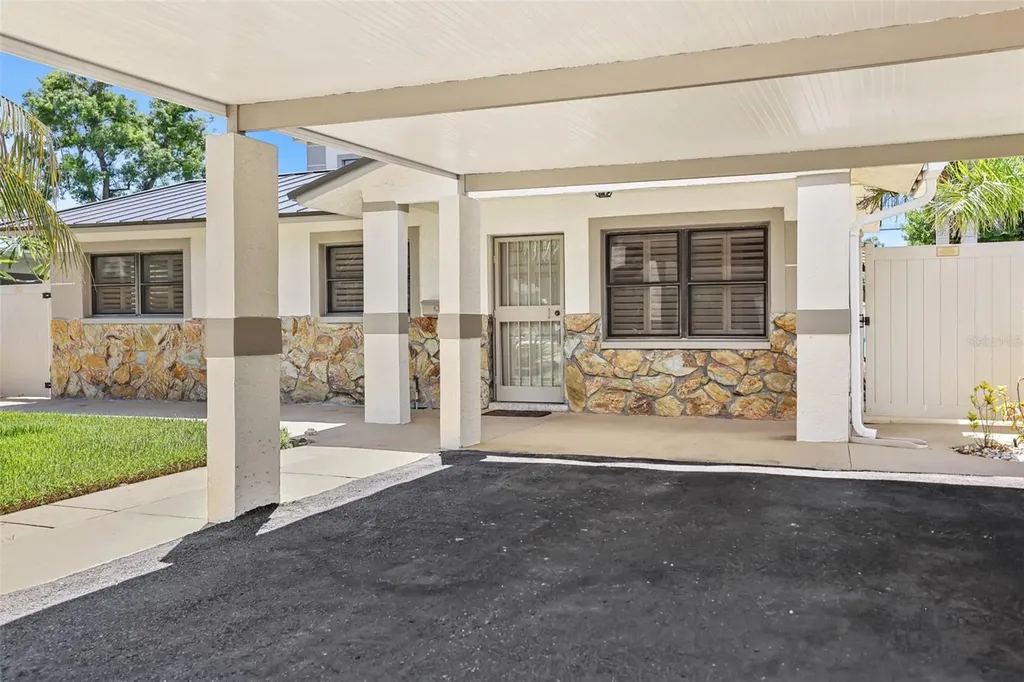 2035 28th Street S St Petersburg FL 33712