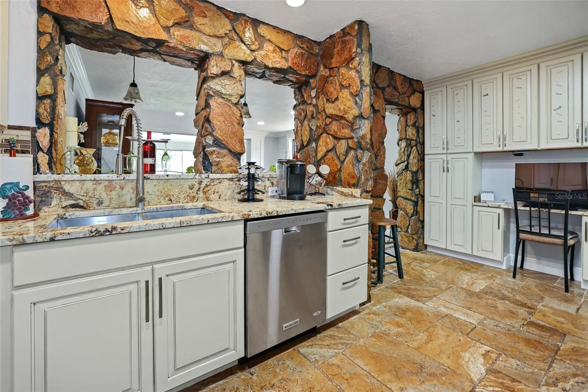 2035 28th Street S St Petersburg FL 33712